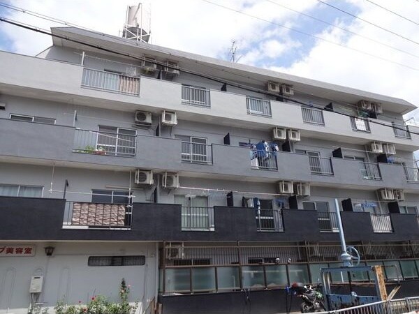 物件外観写真2　(物件の外観です)