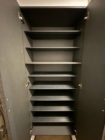 物件内観写真15　(便利な収納スペースです)