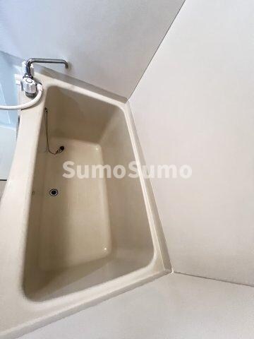 物件内観写真13　(落ち着いた空間のお風呂です)