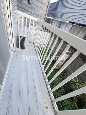 物件内観写真15　(バルコニーからの眺めを楽しみながら食事をしませんか)