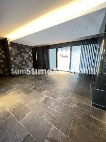 物件外観写真2　(建物の内部です)