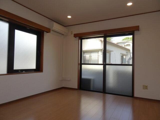 物件内観写真3　( )