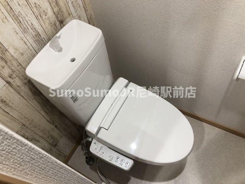 物件内観写真6　(落ち着いた色調のトイレです)
