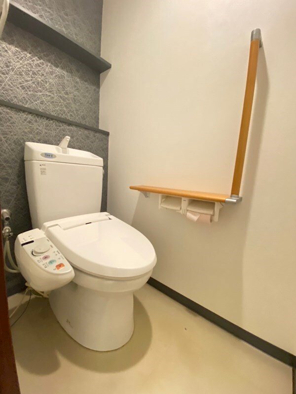 トイレ(落ち着いたトイレです)