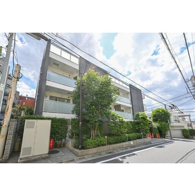 物件外観写真1　( )