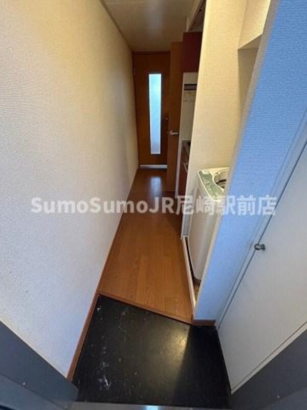 玄関(落ち着いた玄関です)