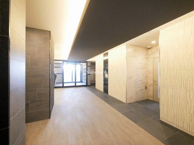 物件外観写真4　(建物の内部です)