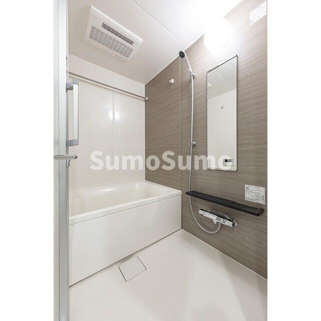 物件内観写真5　(落ち着いた空間のお風呂です)