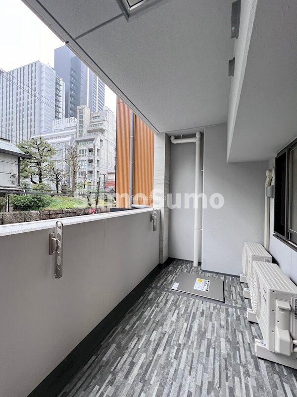 物件内観写真9　(お洗濯にも便利なバルコニー付き)