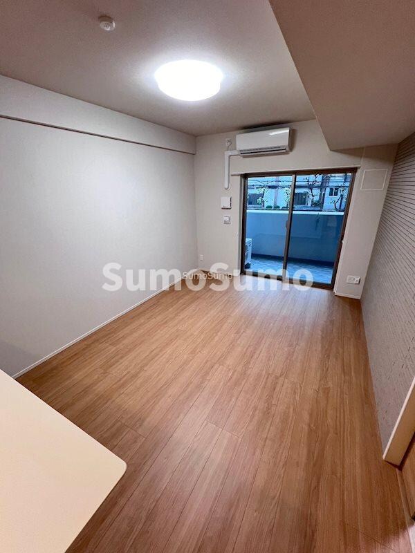 物件内観写真16　(ゆったり過ごせるリビングです)