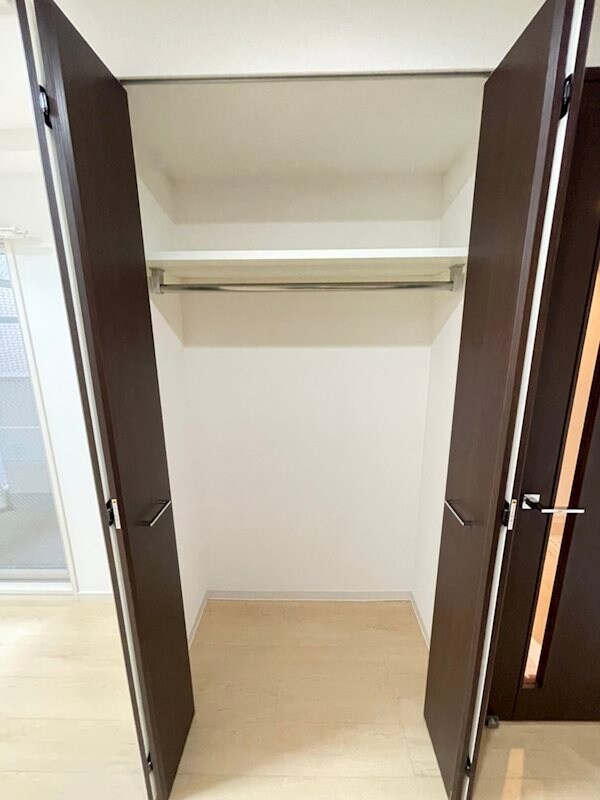 物件内観写真11　(便利な収納スペースです)