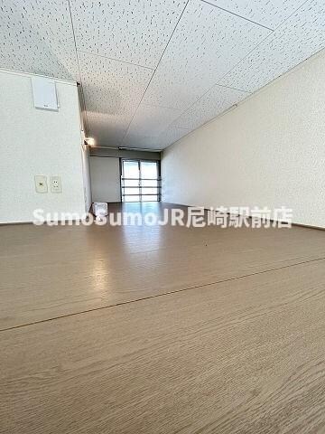 物件内観写真7　(ゆとりの広さです)