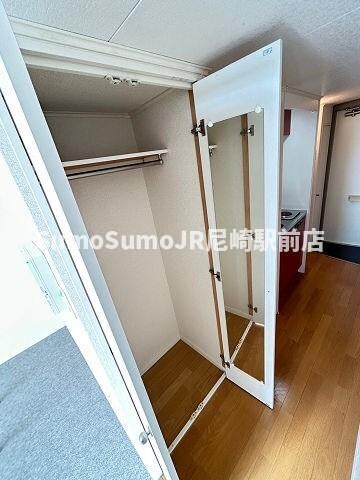 物件内観写真14　(ちょっとした収納スペースも充実しています)