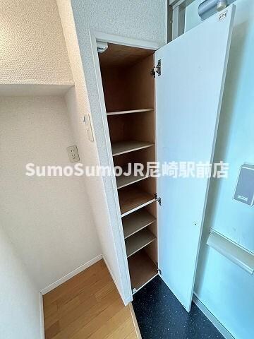 物件内観写真19　(十分な収納スペースがあります)