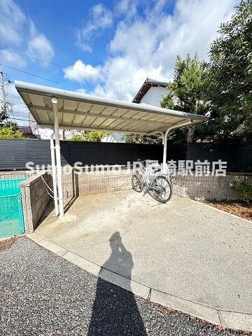 物件内観写真21　(外観もきれいです)