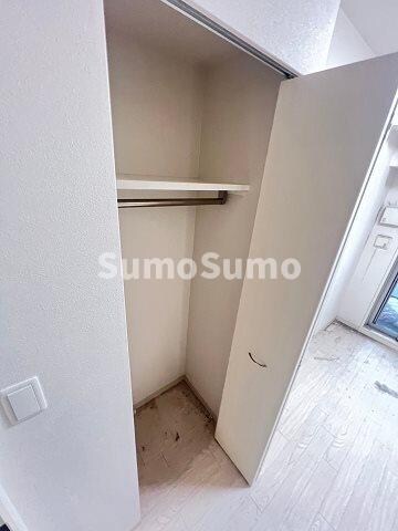 物件内観写真16　(ちょっとした収納スペースも充実しています)