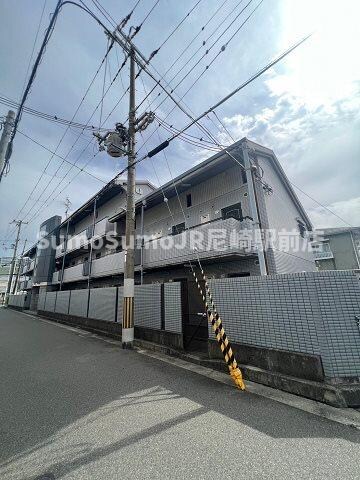 物件外観写真2　(おしゃれな外観です)