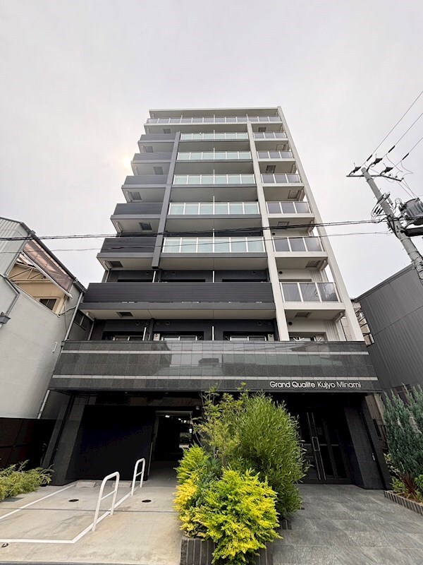 物件外観写真1　(外観もきれいです)