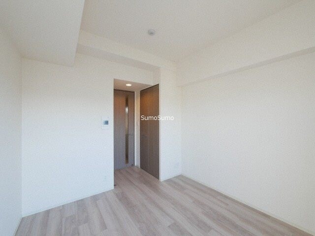 物件内観写真7　(使い勝手のいい寝室です)