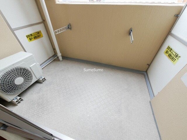 物件内観写真9　(陽当たり良好なバルコニーです)