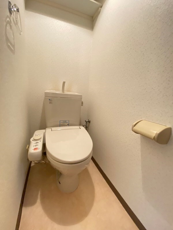 トイレ(清潔感のあるトイレです)