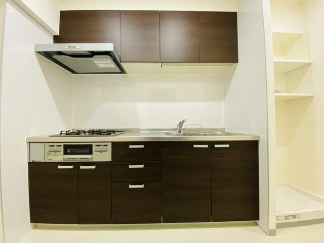 物件内観写真5　(ブラウン色を基調としたシステ… )