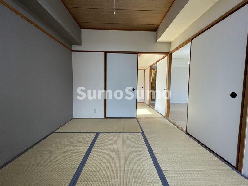 物件内観写真16　(落ち着いた雰囲気の和室付きです)