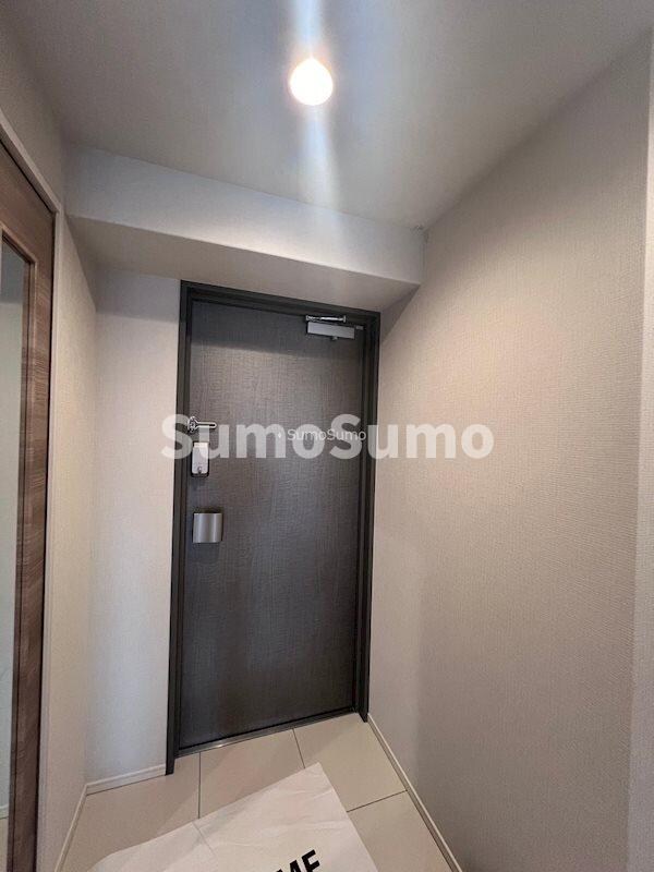 物件内観写真6　(きれいな玄関です)