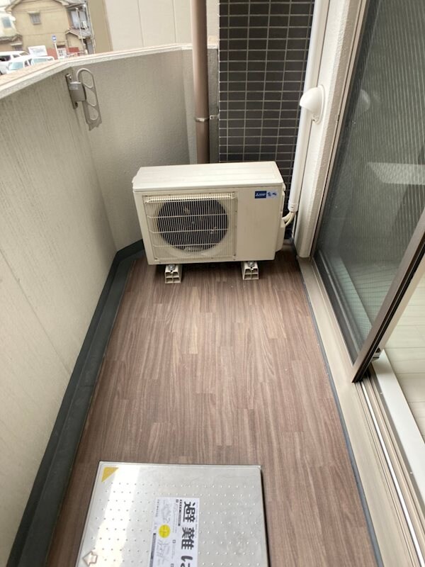 物件内観写真9　(バルコニーがあります)