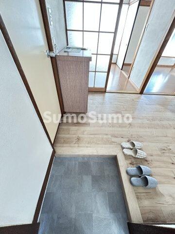 物件内観写真19　(シンプルで使いやすい玄関です)