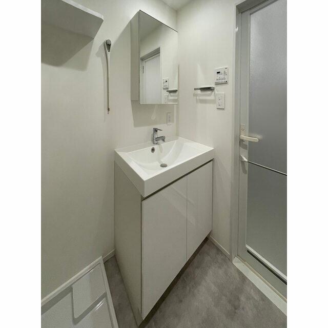 物件内観写真8　( )