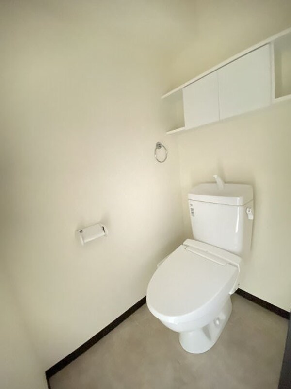 トイレ(コンパクトで使いやすいトイレです)