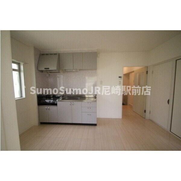 物件内観写真6　(お料理しやすいキッチンです)