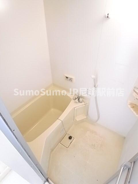 物件内観写真8　(日々の暮らしに欠かせないお風呂です)