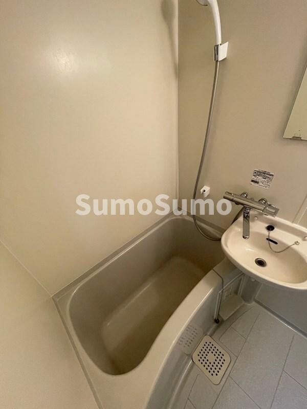 浴室(日々の暮らしに欠かせないお風呂です)