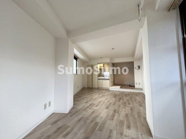 居室(使いやすい居間です)