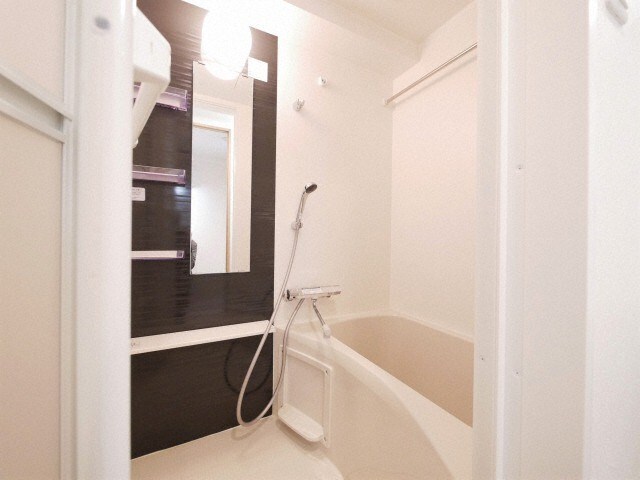 物件内観写真6　(ゆったり過ごせるお風呂です)