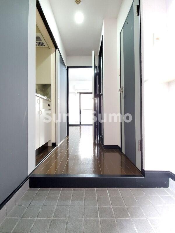 物件内観写真3　(玄関です)