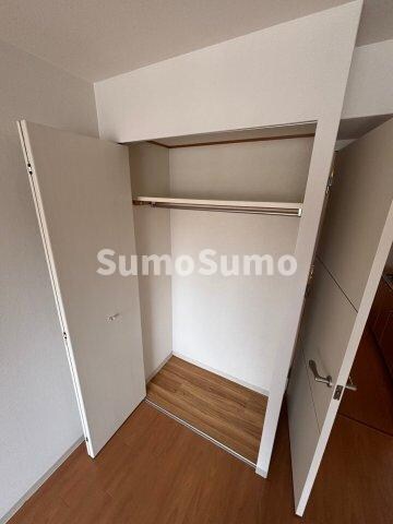 物件内観写真9　(収納スペース豊富です)