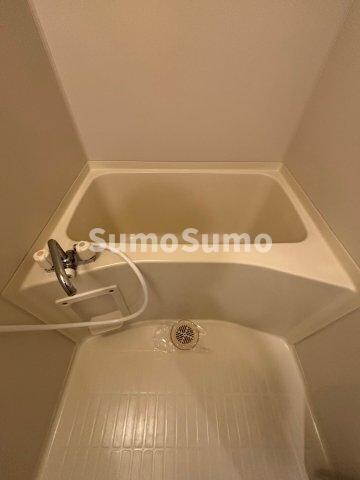 物件内観写真14　(コンパクトで使いやすいお風呂です)