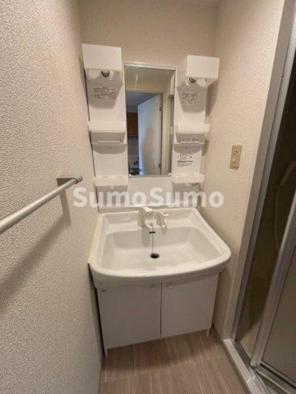 洗面・脱衣所(コンパクトで使いやすい洗面所)