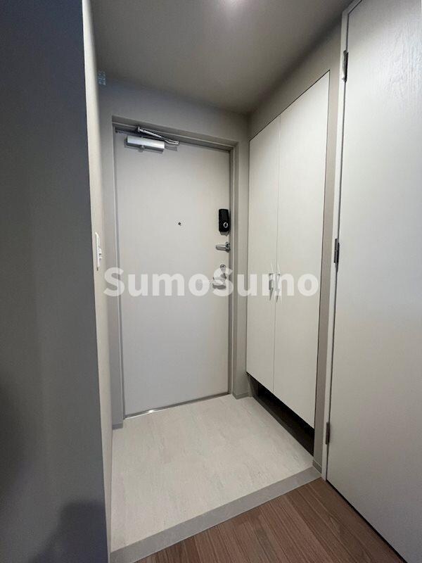 物件内観写真4　(落ち着いた玄関です)