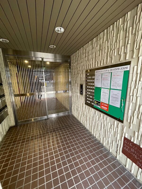 物件外観写真3　(ロビーです)