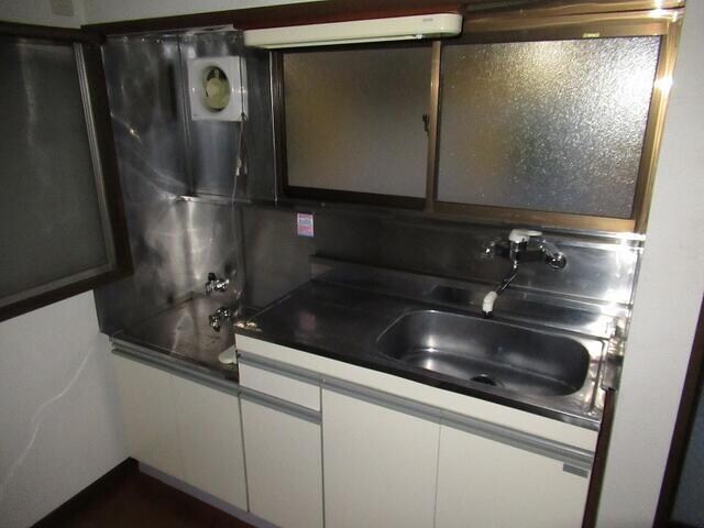 物件内観写真3　( )