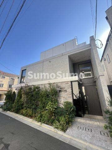 物件外観写真1　(物件の外観です)