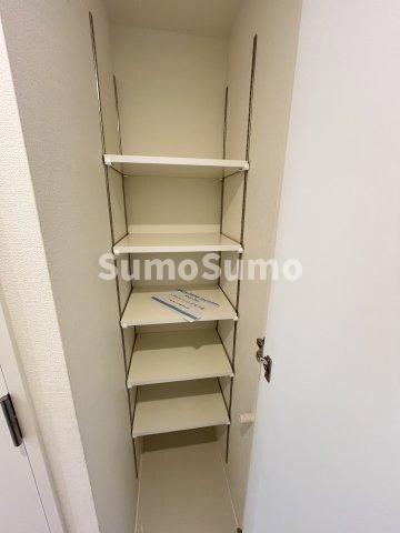 物件内観写真28　(ちょっとした収納スペースも充実しています)