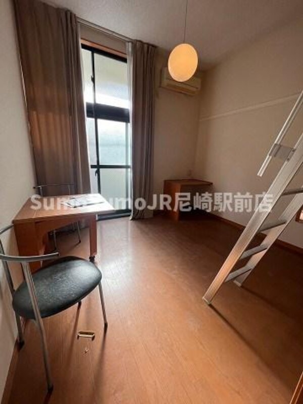 寝室(寝室にいかがでしょうか)