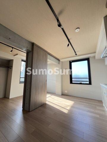 物件内観写真3　(おしゃれなリビングです)