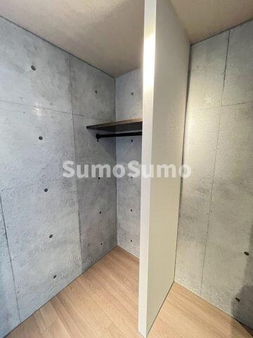 物件内観写真14　(小物を収納するのに便利です)