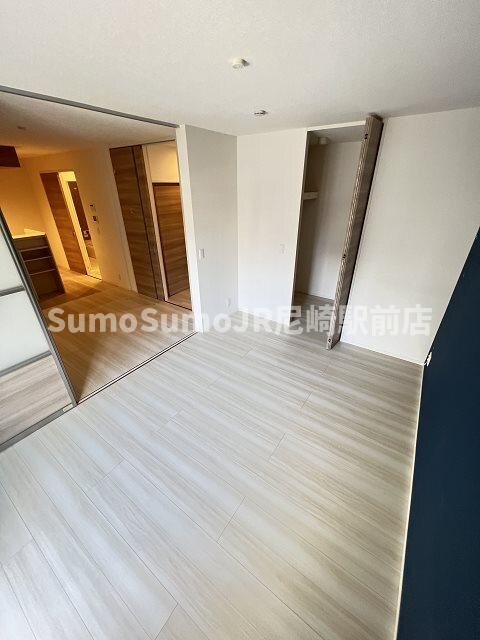 物件内観写真6　(落ち着いて過ごせるお部屋なので、寝室にいかがでしょうか)